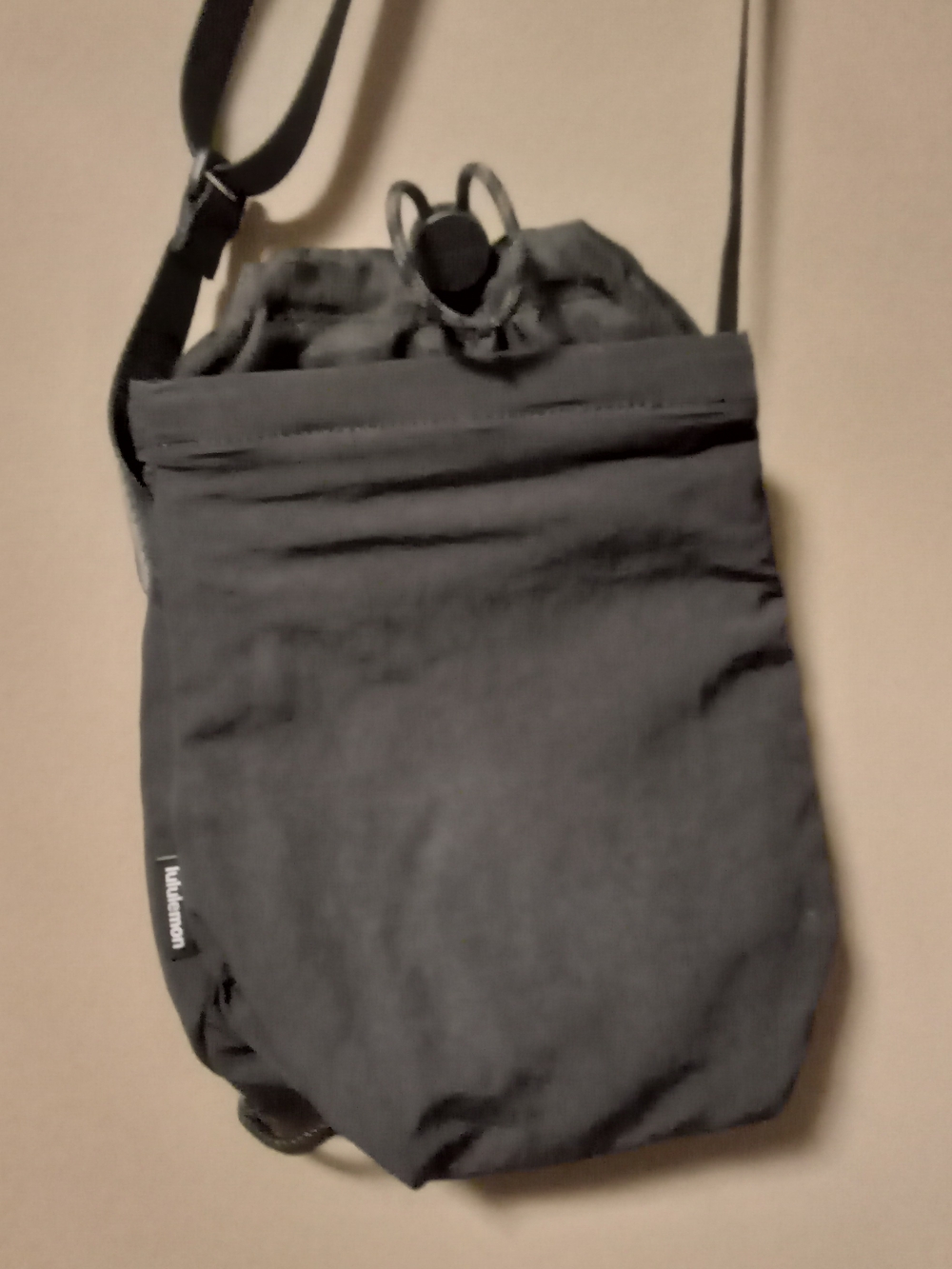 lululemon athletica Black Drawstring Crossbody Pouch